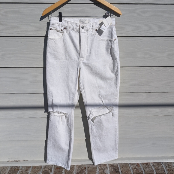 Abercrombie Jeans NWT Size 6 28 Short White Ultra High Rise 90s Straight Destroy - Picture 4 of 10